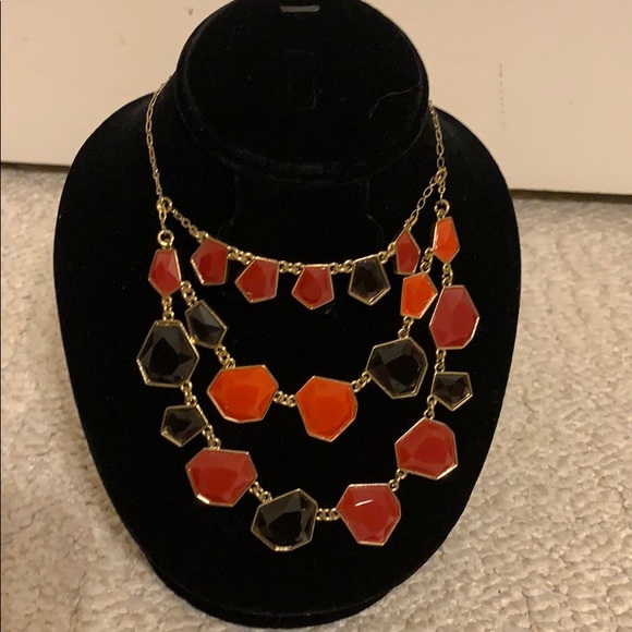 Stony Necklace w/ matching earrings - Picture 1 of 3